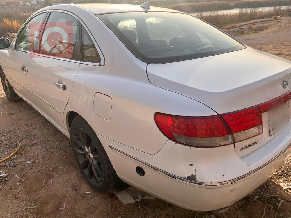 هيونداي أزيرا